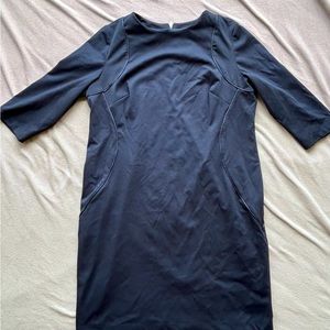 Sleek black dress 🖤